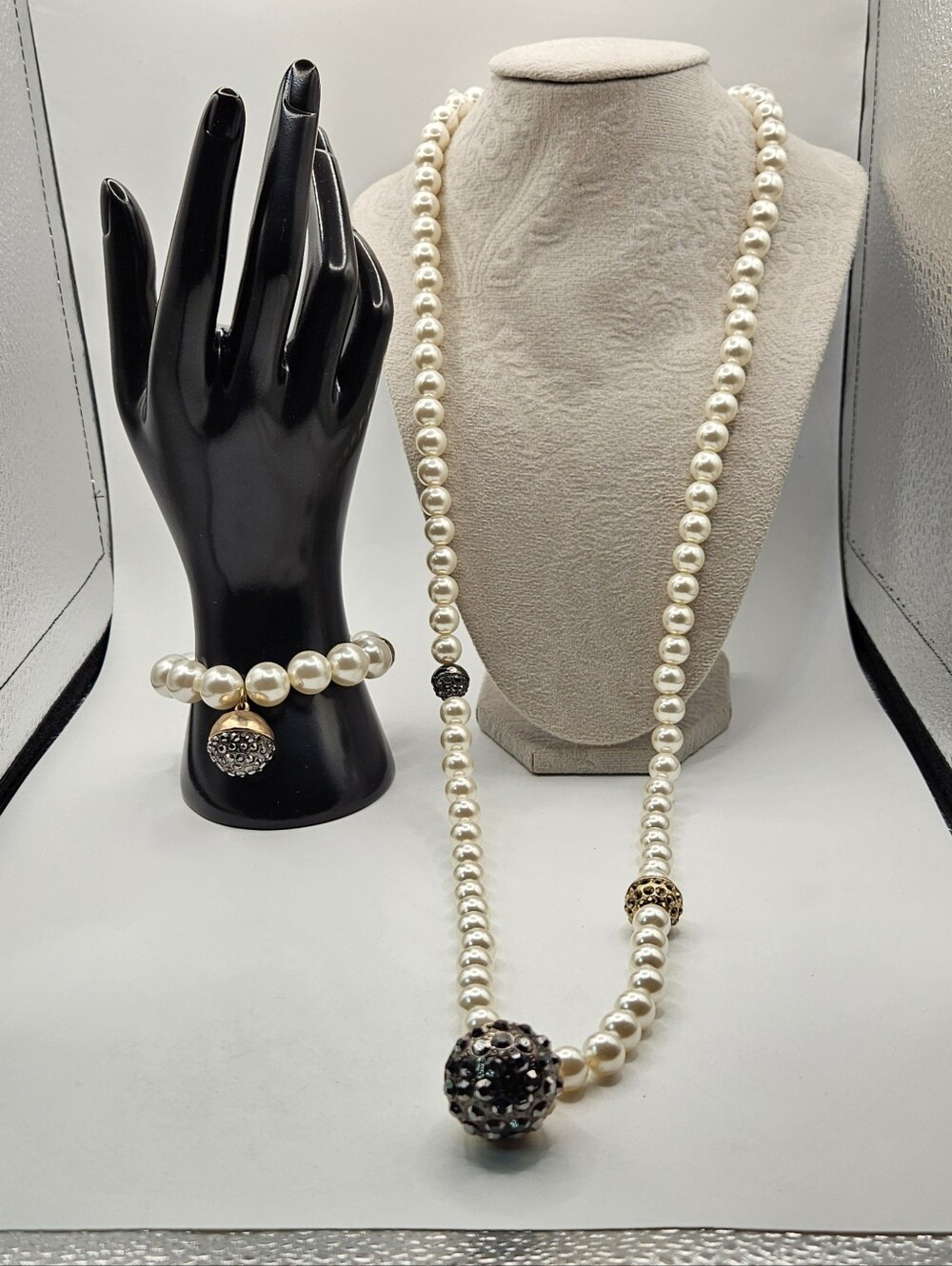 Chicos Faux Pearl Necklace Bracelet Set Pave Rhinestone Disco Ball 21" - Picture 8 of 10